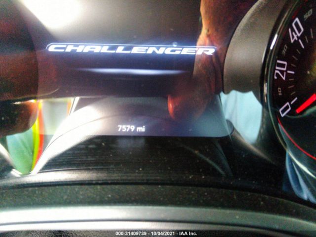 Photo 6 VIN: 2C3CDZAG2LH218379 - DODGE CHALLENGER 