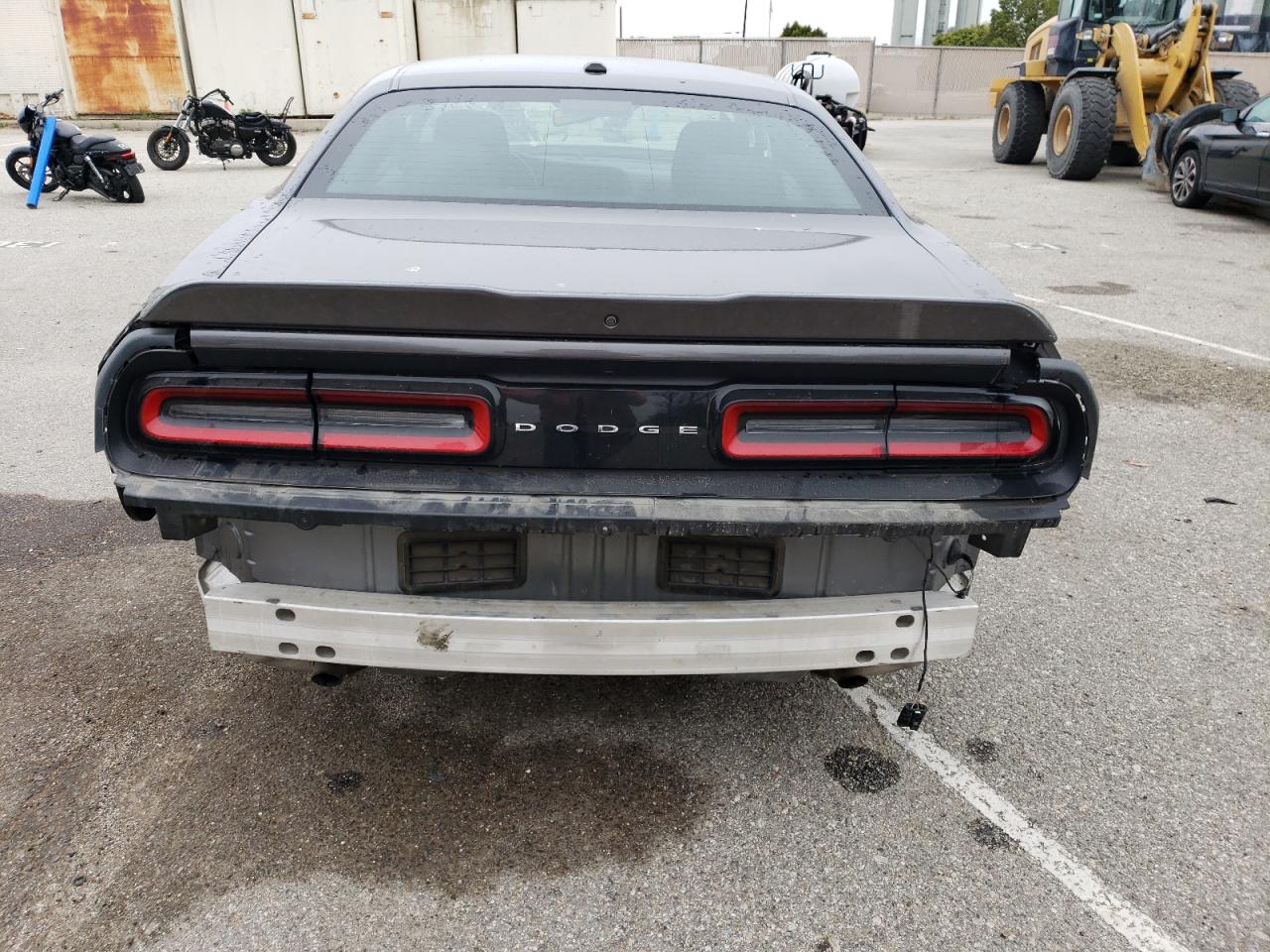 Photo 5 VIN: 2C3CDZAG2NH105227 - DODGE CHALLENGER 