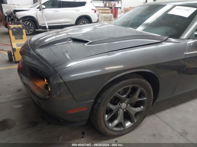 Photo 5 VIN: 2C3CDZAG3FH728289 - DODGE CHALLENGER 