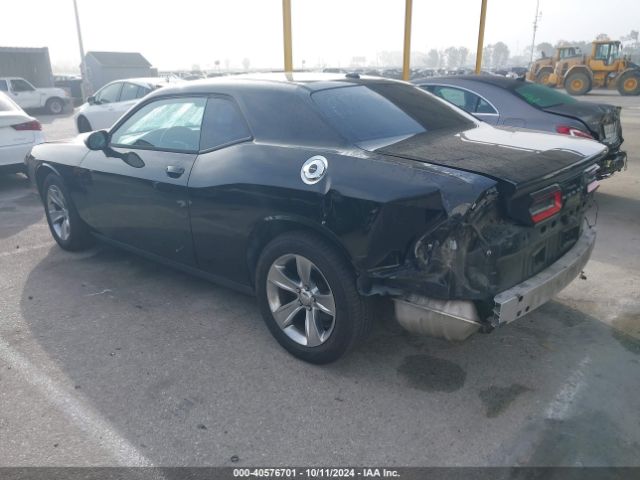 Photo 2 VIN: 2C3CDZAG3FH883358 - DODGE CHALLENGER 