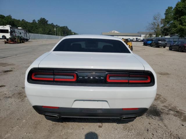 Photo 5 VIN: 2C3CDZAG3GH101898 - DODGE CHALLENGER 