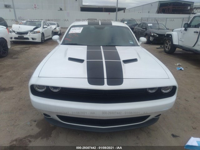 Photo 5 VIN: 2C3CDZAG3GH168517 - DODGE CHALLENGER 