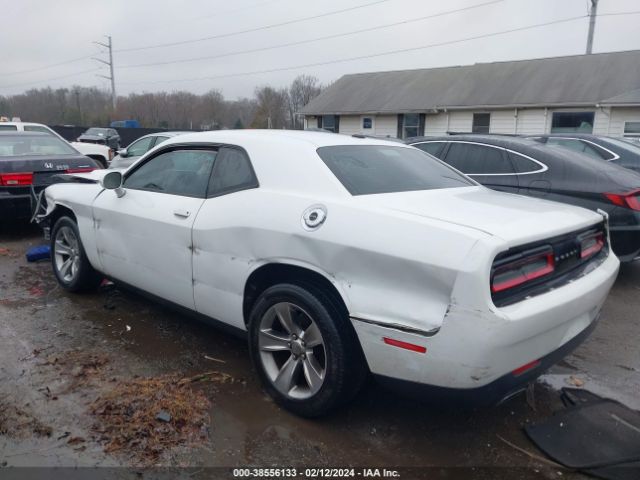 Photo 2 VIN: 2C3CDZAG3GH184104 - DODGE CHALLENGER 