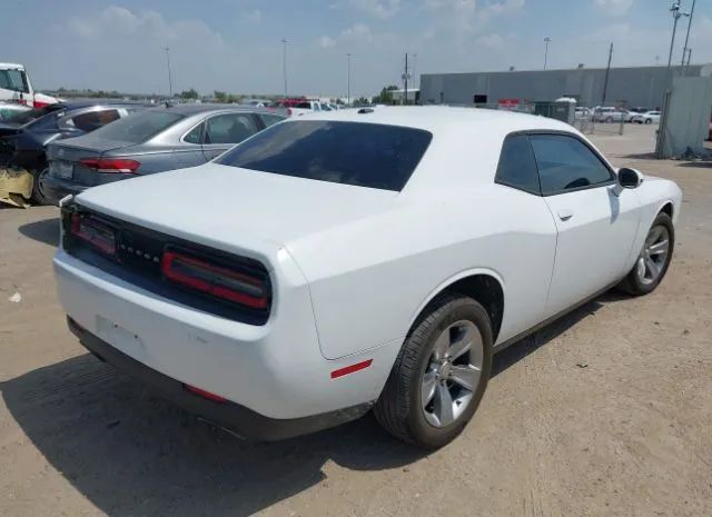 Photo 3 VIN: 2C3CDZAG3GH200690 - DODGE CHALLENGER 