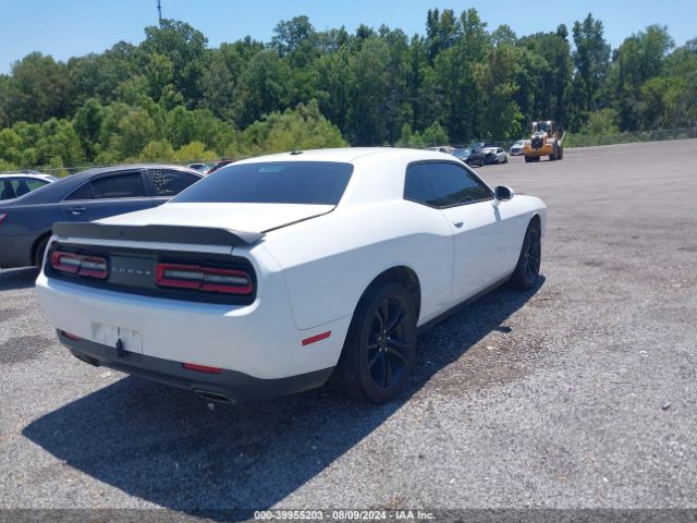 Photo 3 VIN: 2C3CDZAG3GH201743 - DODGE CHALLENGER 