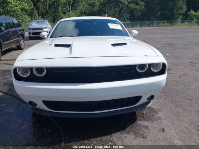 Photo 5 VIN: 2C3CDZAG3GH201743 - DODGE CHALLENGER 