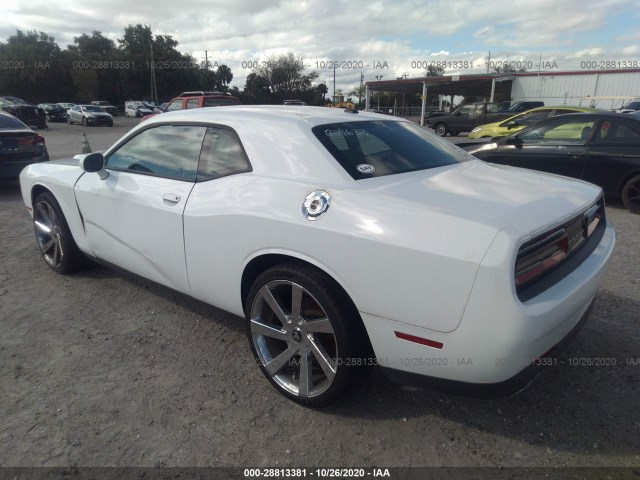 Photo 2 VIN: 2C3CDZAG3GH209633 - DODGE CHALLENGER 