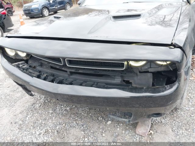 Photo 5 VIN: 2C3CDZAG3GH236489 - DODGE CHALLENGER 