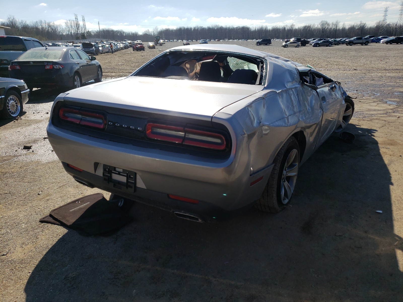 Photo 3 VIN: 2C3CDZAG3GH245578 - DODGE CHALLENGER 