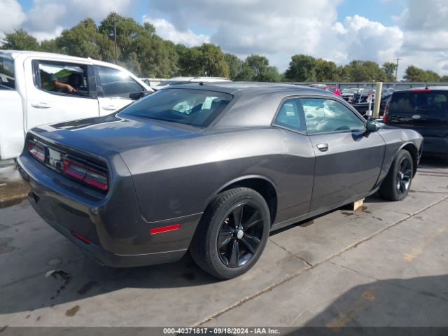 Photo 3 VIN: 2C3CDZAG3HH568367 - DODGE CHALLENGER 