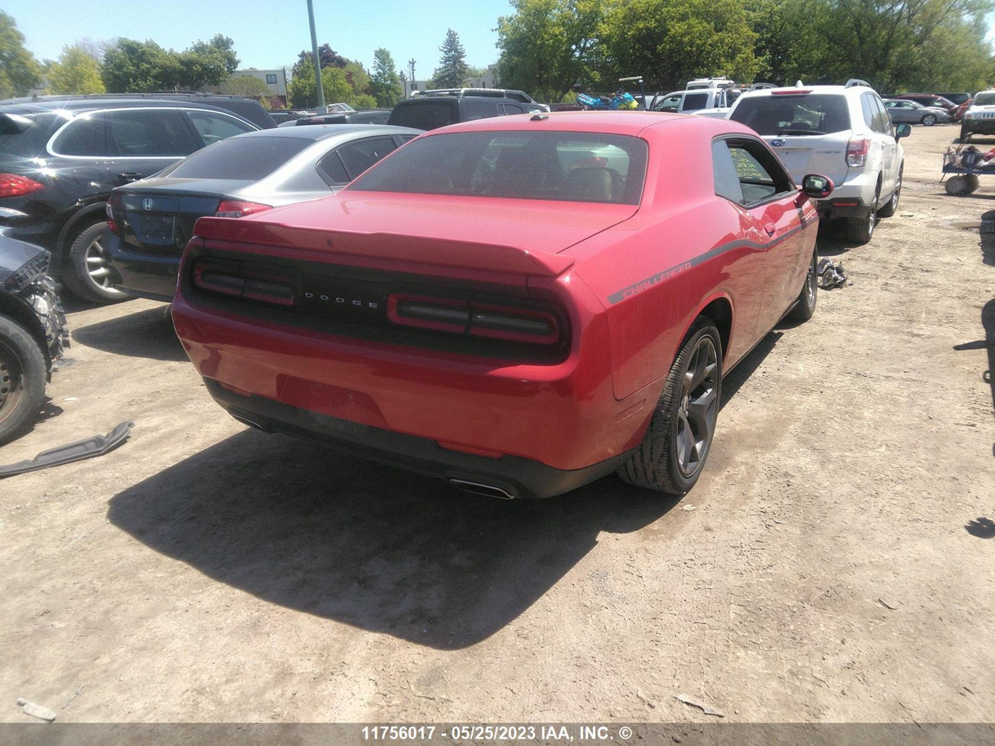 Photo 3 VIN: 2C3CDZAG3HH614702 - DODGE CHALLENGER 