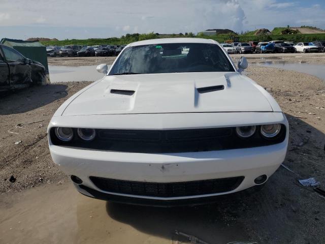 Photo 4 VIN: 2C3CDZAG3JH132169 - DODGE CHALLENGER 