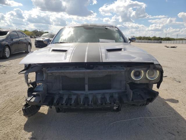 Photo 4 VIN: 2C3CDZAG3JH132415 - DODGE CHALLENGER 