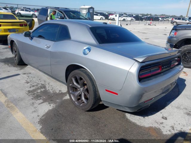 Photo 2 VIN: 2C3CDZAG3JH138828 - DODGE CHALLENGER 