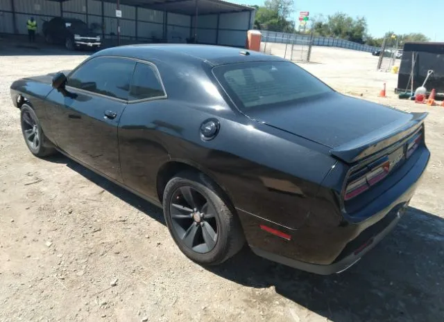 Photo 2 VIN: 2C3CDZAG3JH242347 - DODGE CHALLENGER 