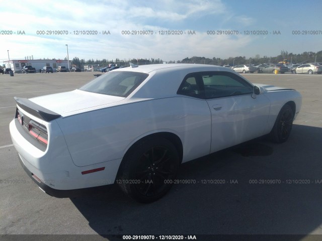 Photo 3 VIN: 2C3CDZAG3JH271184 - DODGE CHALLENGER 