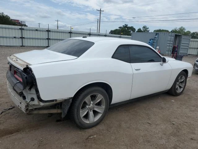 Photo 2 VIN: 2C3CDZAG3JH294884 - DODGE CHALLENGER 