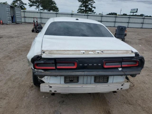 Photo 5 VIN: 2C3CDZAG3JH294884 - DODGE CHALLENGER 