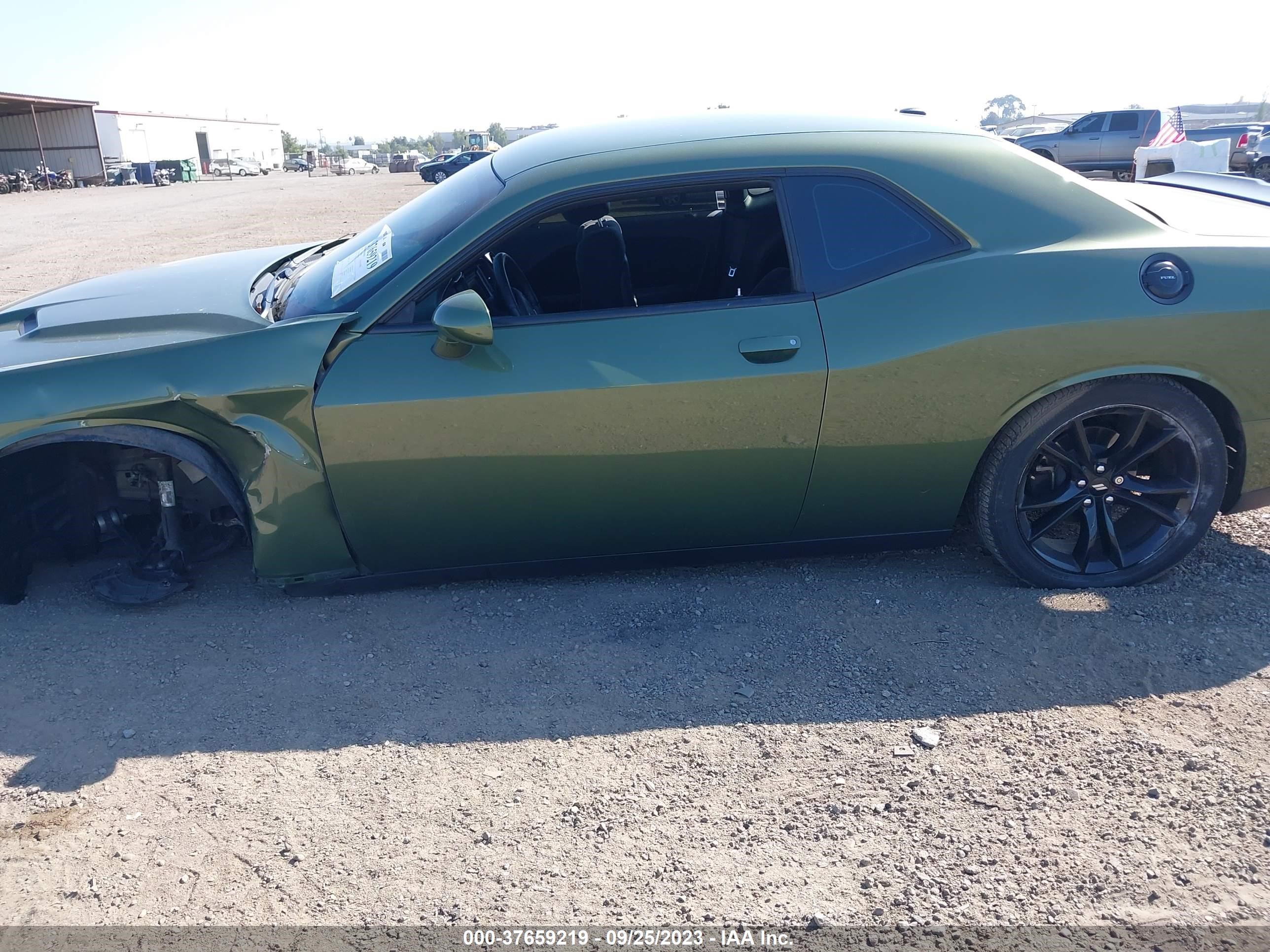 Photo 14 VIN: 2C3CDZAG3JH333358 - DODGE CHALLENGER 