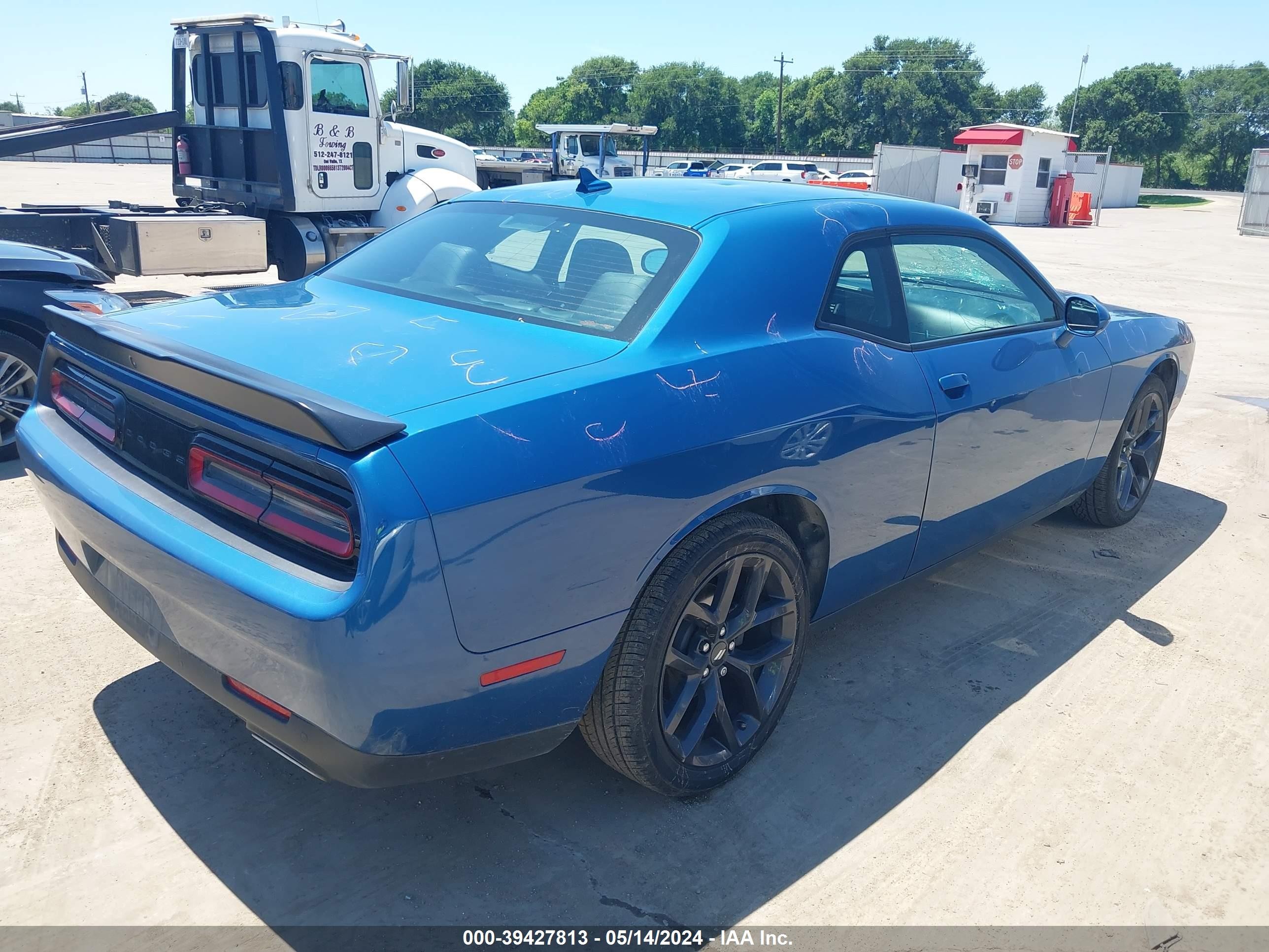 Photo 3 VIN: 2C3CDZAG3MH676322 - DODGE CHALLENGER 