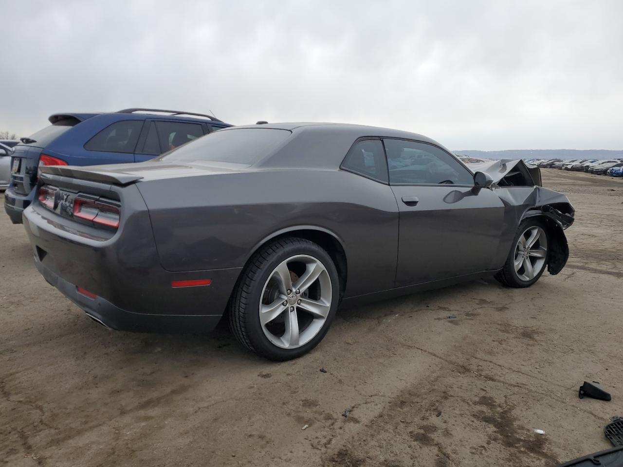 Photo 2 VIN: 2C3CDZAG4FH775590 - DODGE CHALLENGER 