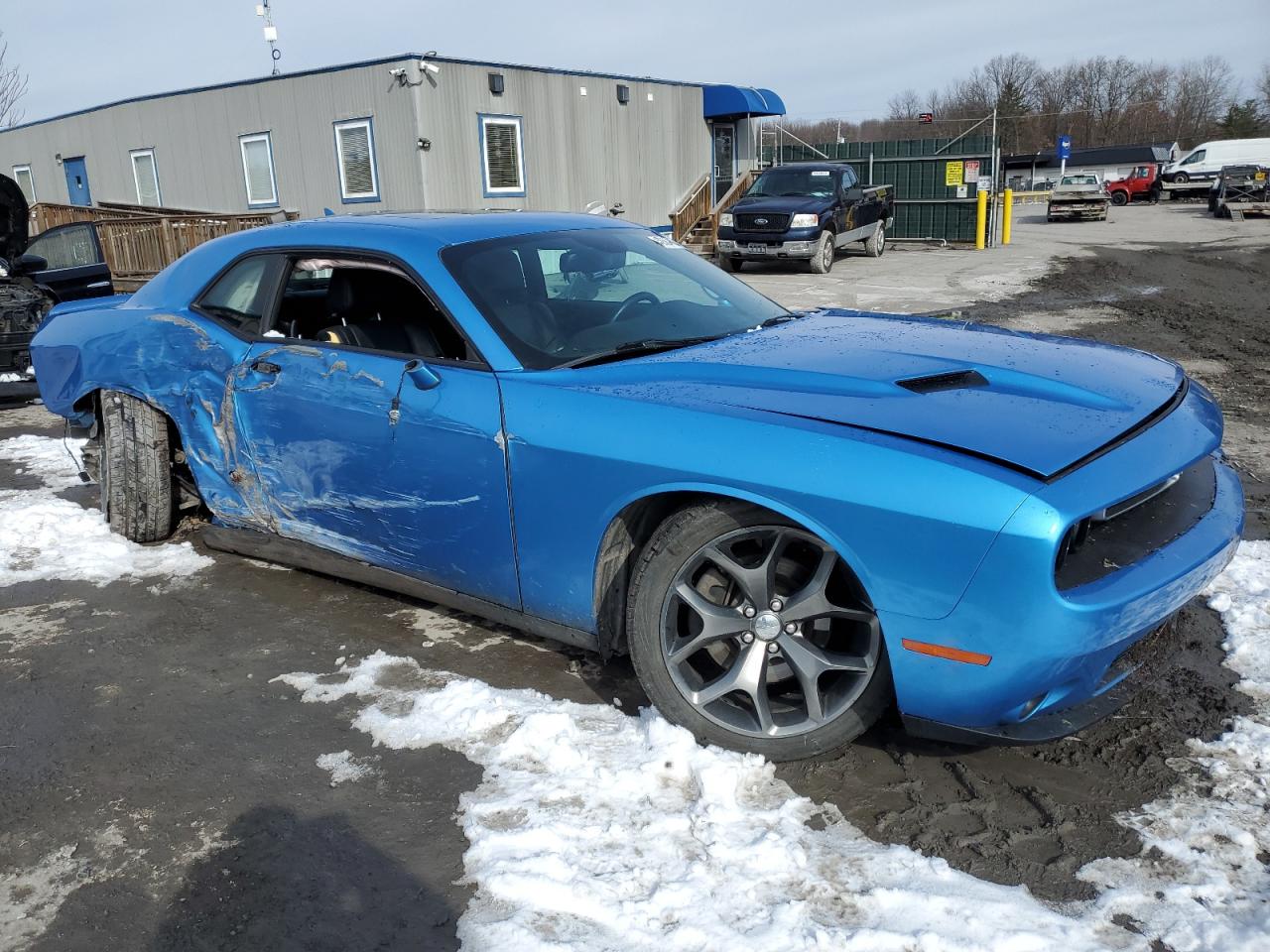 Photo 3 VIN: 2C3CDZAG4GH183415 - DODGE CHALLENGER 