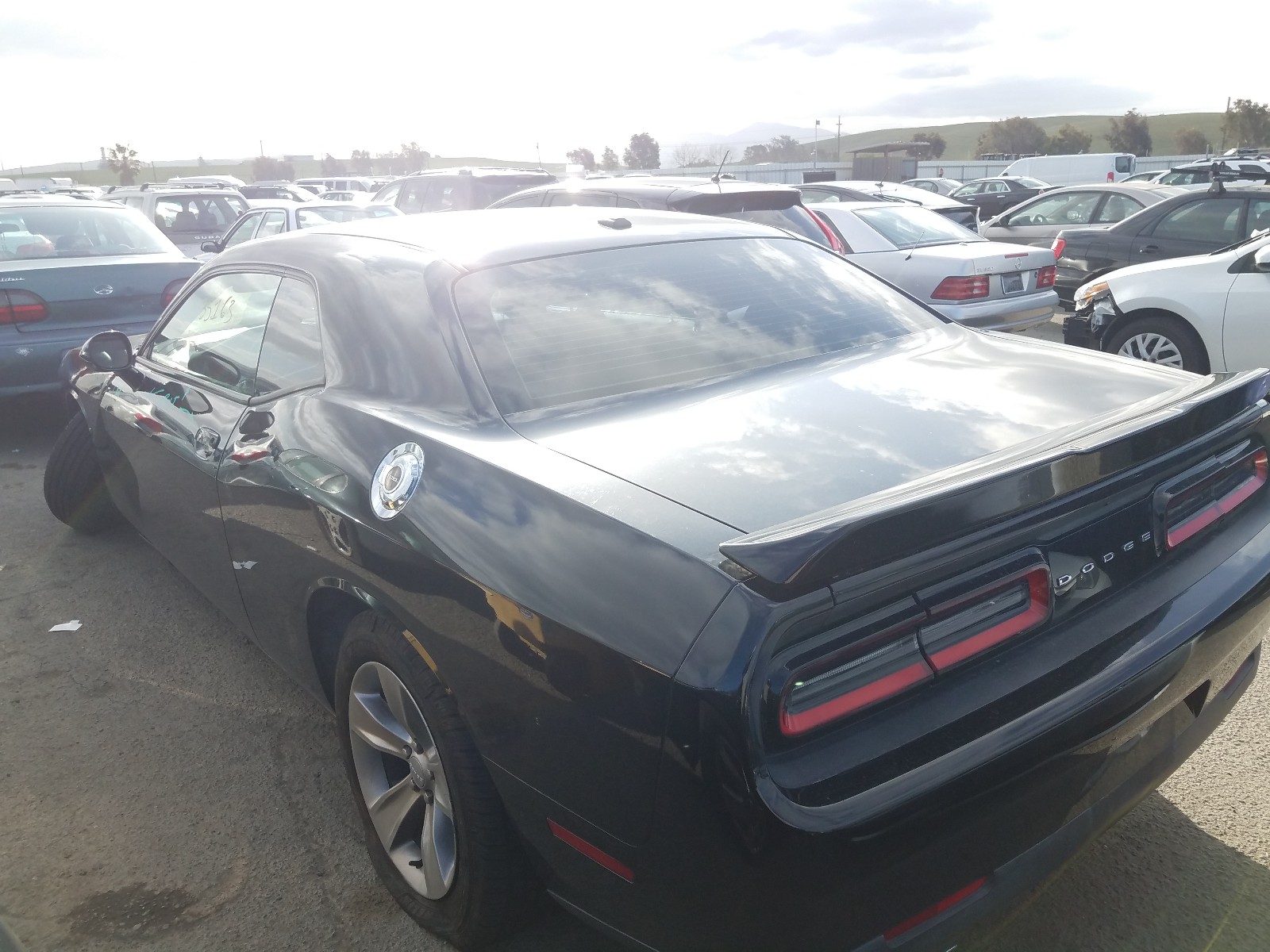 Photo 2 VIN: 2C3CDZAG4GH337153 - DODGE CHALLENGER 