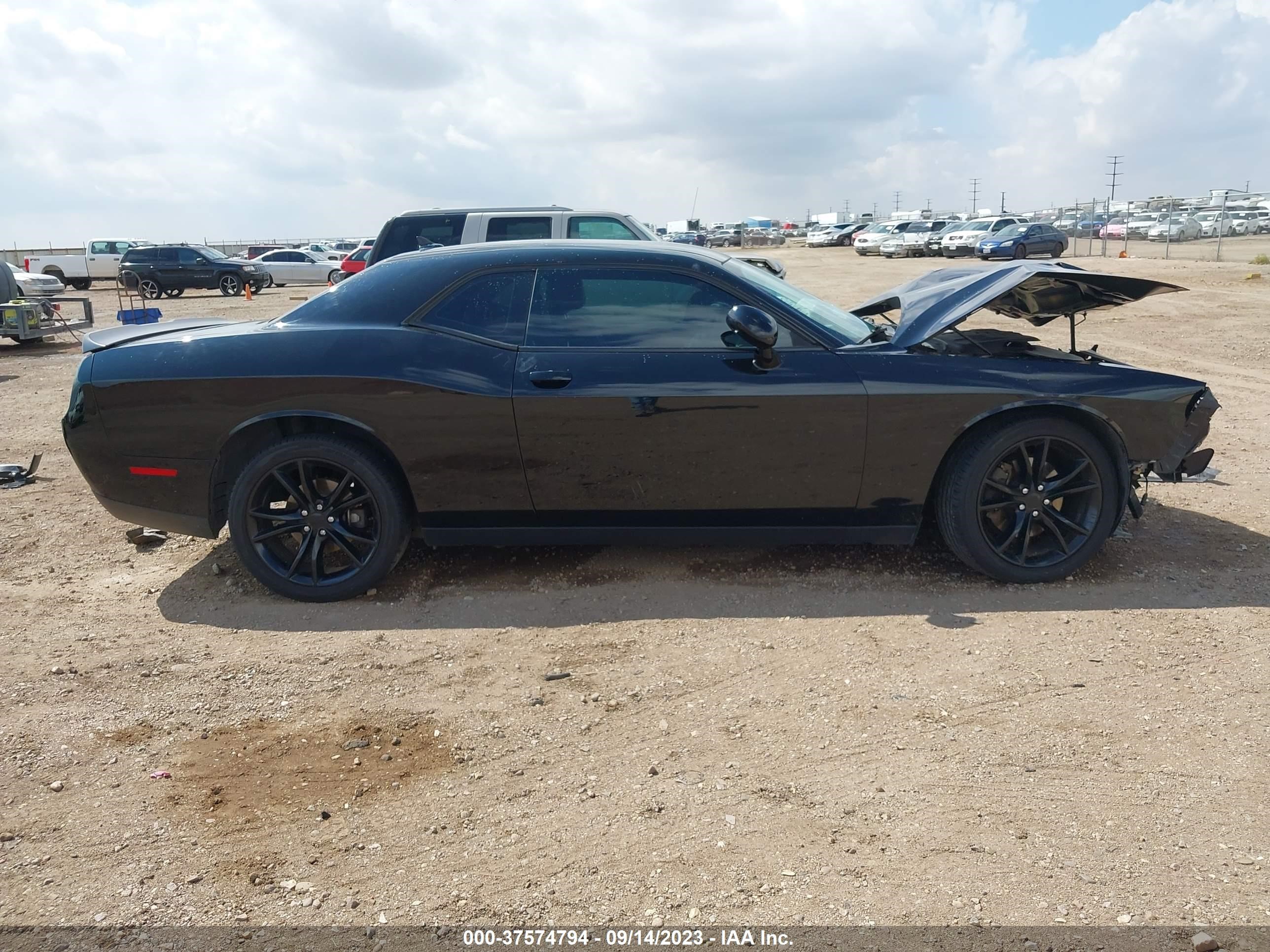 Photo 13 VIN: 2C3CDZAG4HH519162 - DODGE CHALLENGER 