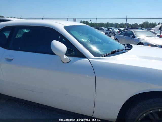 Photo 5 VIN: 2C3CDZAG4HH568331 - DODGE CHALLENGER 