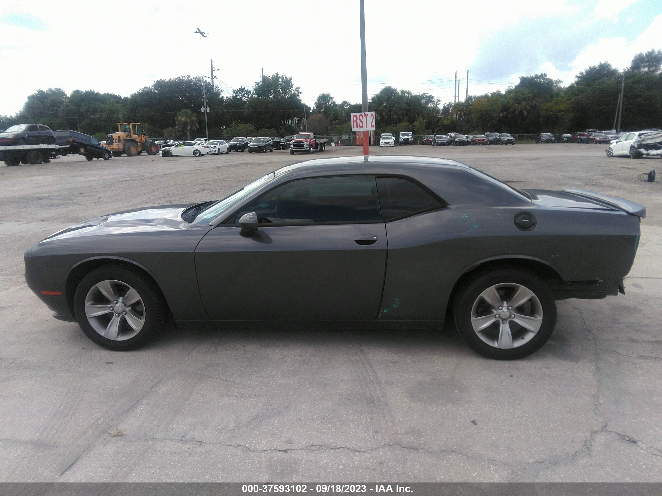 Photo 14 VIN: 2C3CDZAG4HH638202 - DODGE CHALLENGER 