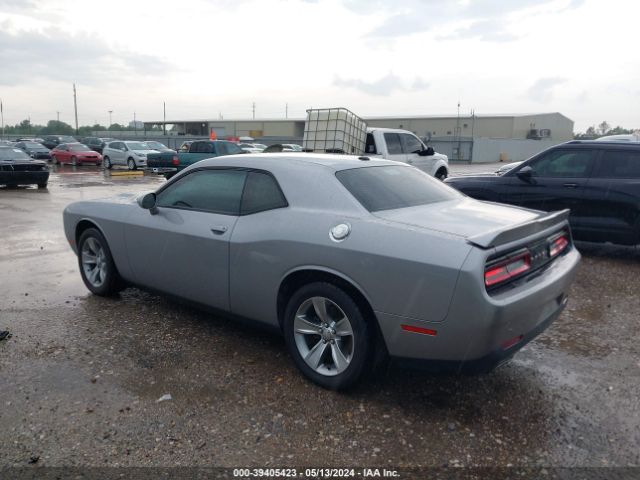 Photo 2 VIN: 2C3CDZAG4JH153144 - DODGE CHALLENGER 