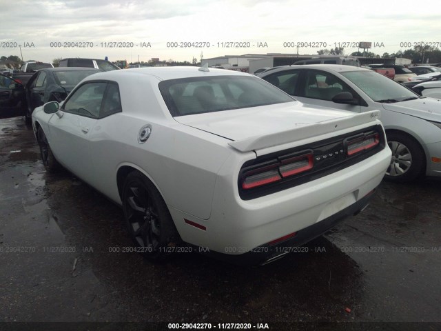 Photo 2 VIN: 2C3CDZAG4JH232765 - DODGE CHALLENGER 