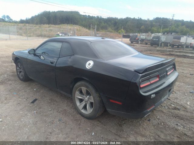 Photo 2 VIN: 2C3CDZAG4KH593026 - DODGE CHALLENGER 