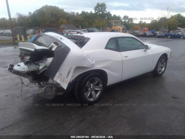 Photo 3 VIN: 2C3CDZAG4KH733415 - DODGE CHALLENGER 