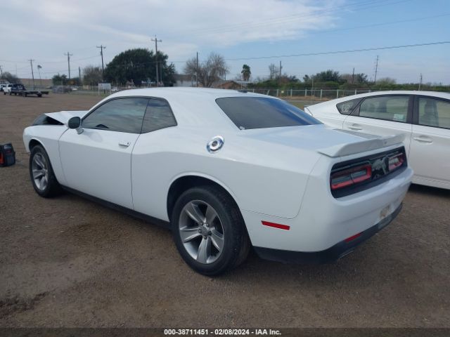 Photo 2 VIN: 2C3CDZAG4KH733897 - DODGE CHALLENGER 