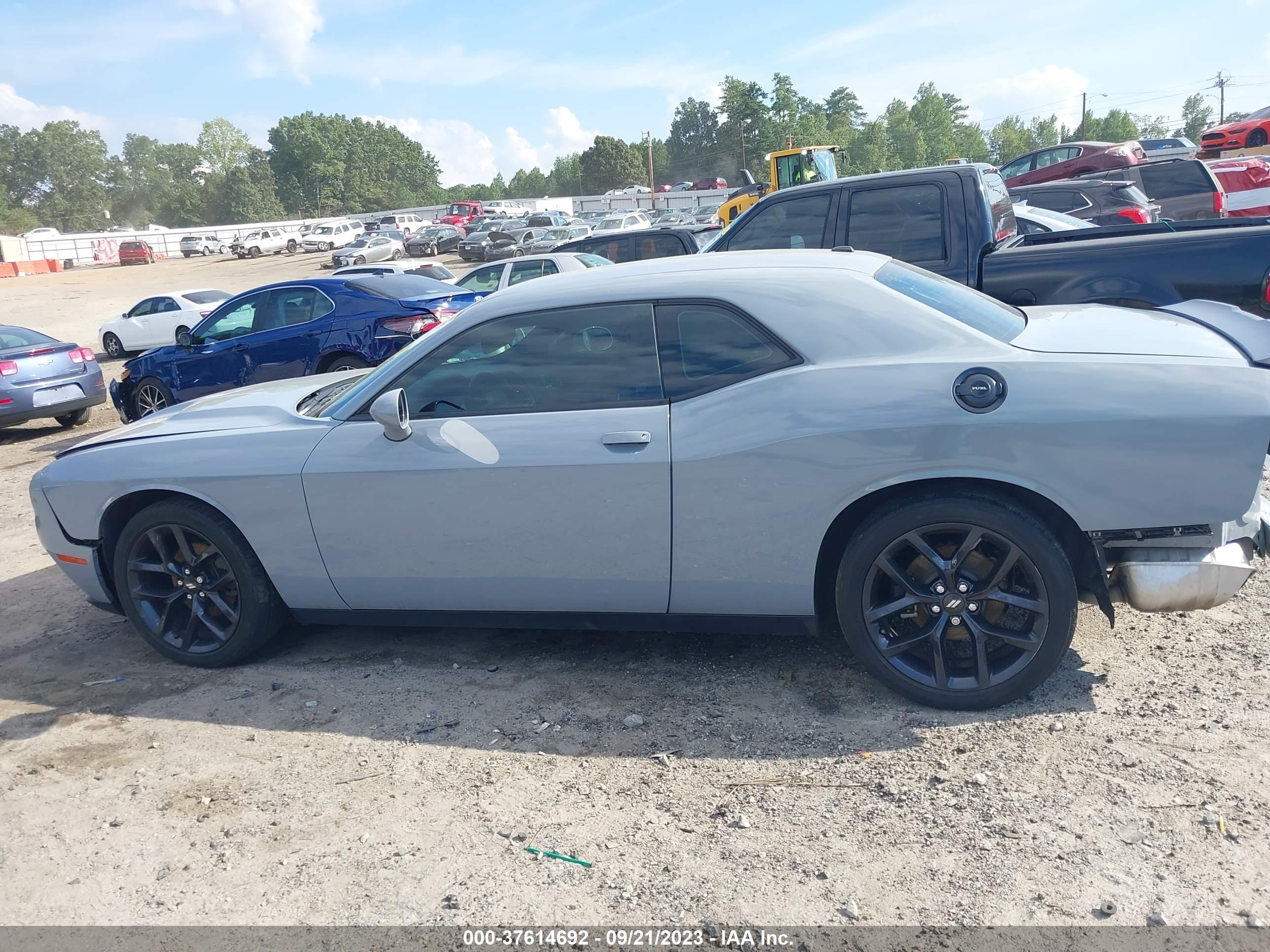 Photo 13 VIN: 2C3CDZAG4LH195297 - DODGE CHALLENGER 