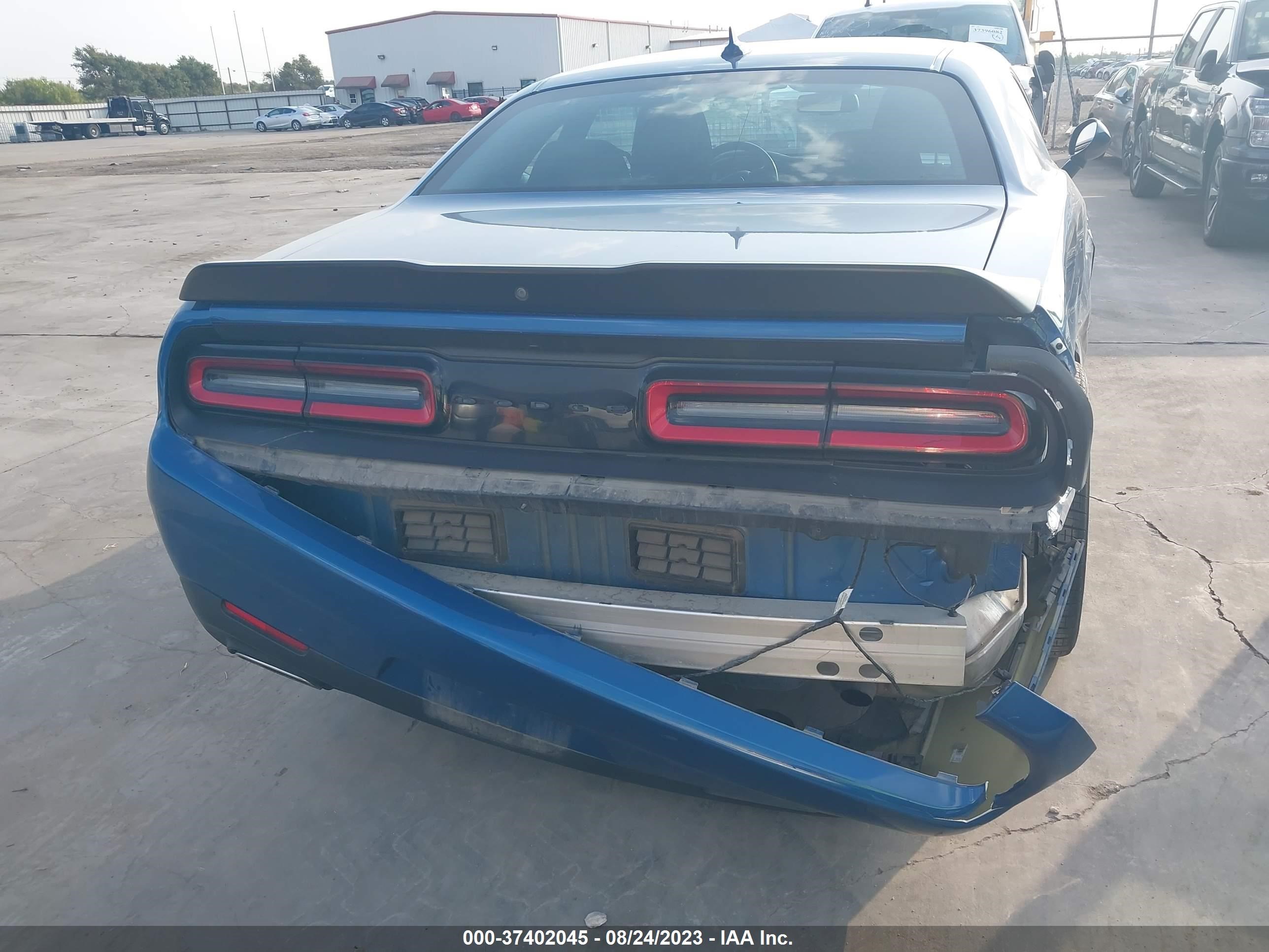 Photo 15 VIN: 2C3CDZAG4LH240092 - DODGE CHALLENGER 