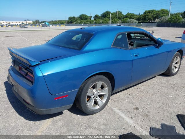 Photo 3 VIN: 2C3CDZAG4NH223554 - DODGE CHALLENGER 