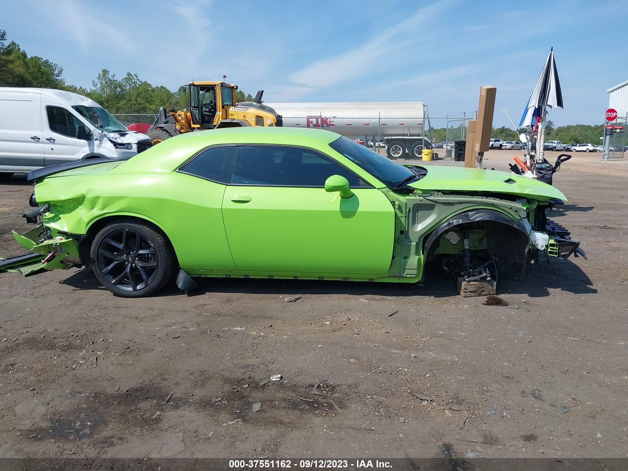 Photo 13 VIN: 2C3CDZAG4PH549809 - DODGE CHALLENGER 