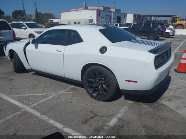 Photo 2 VIN: 2C3CDZAG4PH597410 - DODGE CHALLENGER 