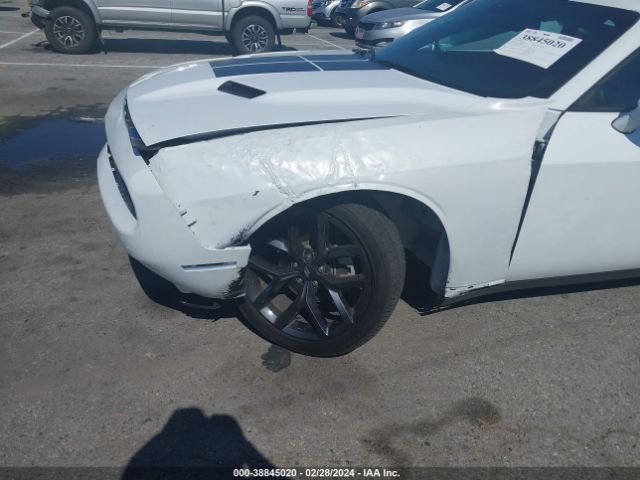 Photo 5 VIN: 2C3CDZAG4PH597410 - DODGE CHALLENGER 