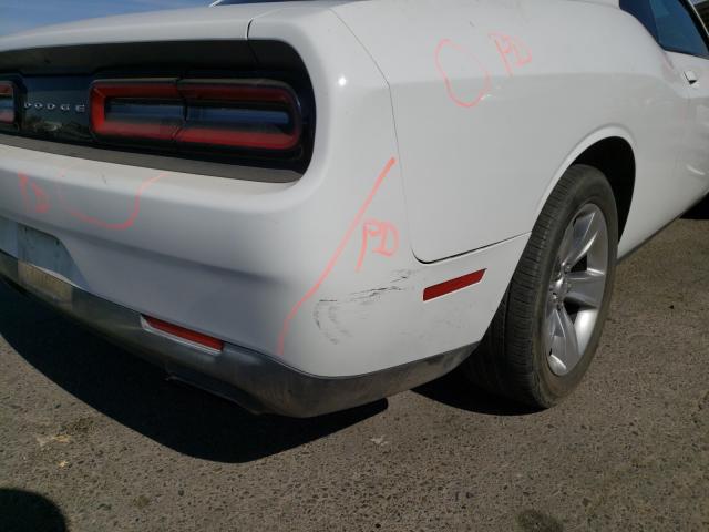 Photo 9 VIN: 2C3CDZAG5GH263595 - DODGE CHALLENGER 