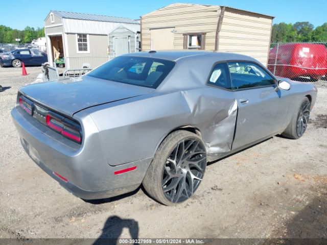 Photo 3 VIN: 2C3CDZAG5GH311841 - DODGE CHALLENGER 