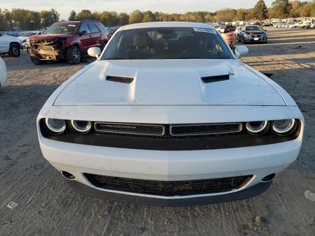 Photo 4 VIN: 2C3CDZAG5HH568709 - DODGE CHALLENGER 