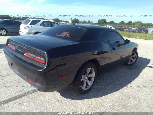 Photo 3 VIN: 2C3CDZAG5HH587292 - DODGE CHALLENGER 