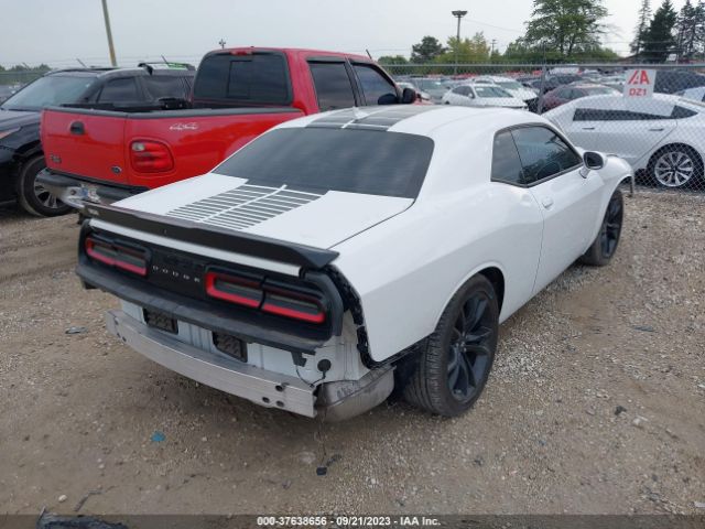 Photo 3 VIN: 2C3CDZAG5HH640282 - DODGE CHALLENGER 