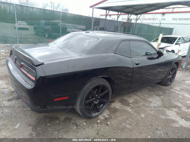 Photo 3 VIN: 2C3CDZAG5JH127815 - DODGE CHALLENGER 