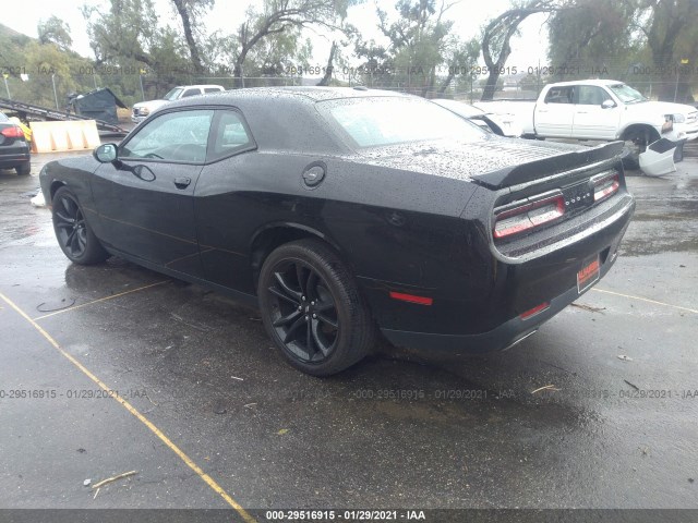 Photo 2 VIN: 2C3CDZAG5JH142038 - DODGE CHALLENGER 