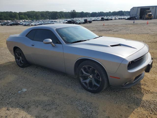 Photo 3 VIN: 2C3CDZAG5JH258212 - DODGE CHALLENGER 