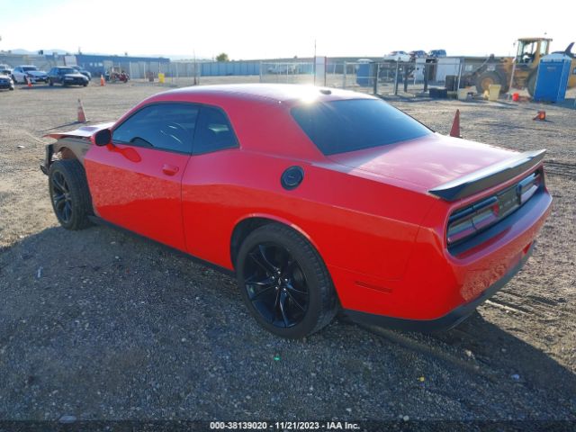 Photo 2 VIN: 2C3CDZAG5JH318229 - DODGE CHALLENGER 